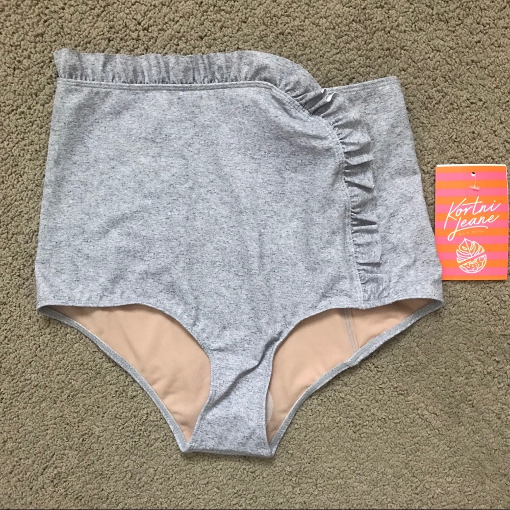 Kortni Jeane Cascade Bottoms in heathered gray